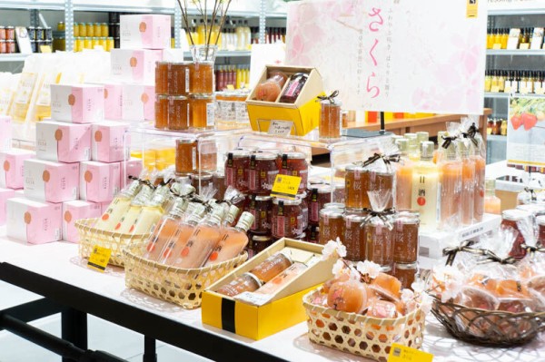 お店の整理 高槻阪急につくってた食料品店「セゾンファクトリー」の店内はこんな