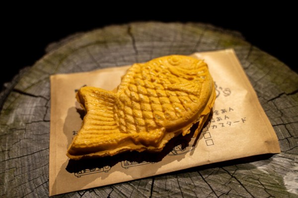 幸せの黄金たい焼き」の『たい焼き 黄金あん』（高槻市富田町）【た