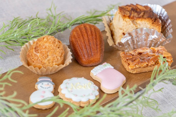 BAKE SHOP DOUDOU」の『紅茶シュークリーム』など(高槻市城南町 BAKE SHOP DOUDOU」の『紅茶シュークリーム』など(高槻市城南町