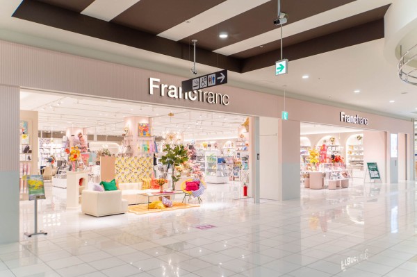イオンモール茨木につくってたインテリア雑貨店「Francfranc」が 