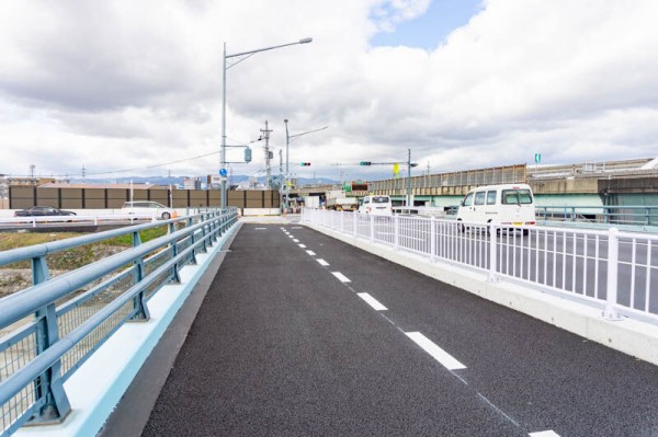 鳥飼 大橋 自転車