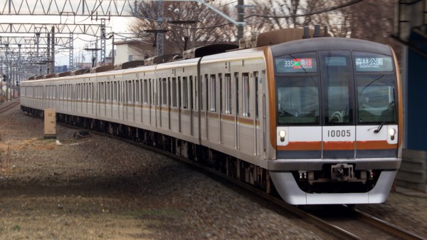 東京メトロ10000系 フルカラーLED行先表示 : 緑石英の礬素