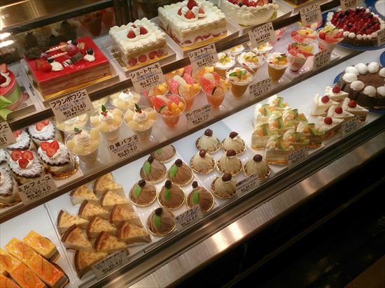 おかし お菓子 な晩ごはん ケーキ キャトル 渋谷 続 ダイエット成功者の華麗なる食生活 太る気しないわぁ