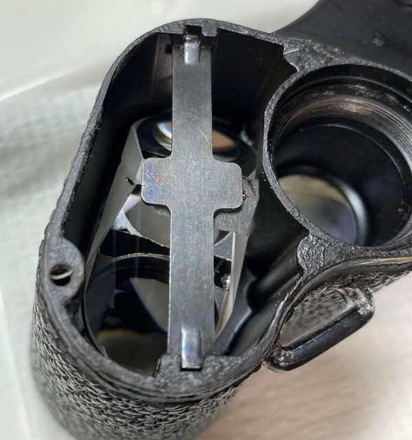 HENSOLDT WETZLAR DIAGON 8×30 の話 : ねずみ工作研究所 双眼鏡ブログ