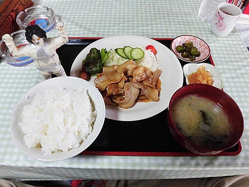 森町駒ケ岳 高原食堂 焼肉定食 : あなたは『おもしろマガジン』