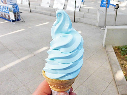 函館 五稜郭タワー 売店の新選組ソフトクリーム あなたは おもしろマガジン