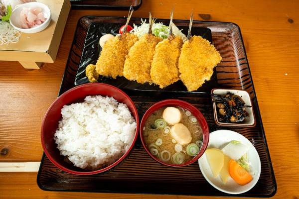 千葉竹岡 魚屋の磯料理まるとし Moyashiのフードショー