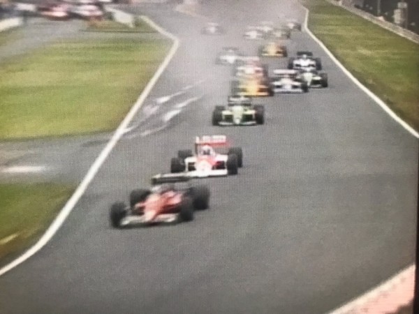 過去のレースを振り返る 1987年日本GP : F1 えきぞーすとのーと