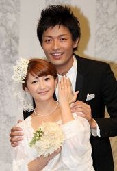 なぜ日本人は結婚を 夢 や 墓場 と決めつけるのか Mr 紳士