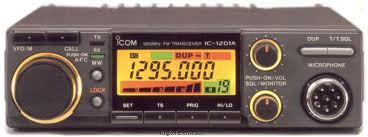 iCOM IC-1201 とはどんな無線機だったか : Computer with Audio/Visual