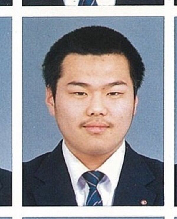 悲報 クロちゃんの卒アル イケメンだった まとめも