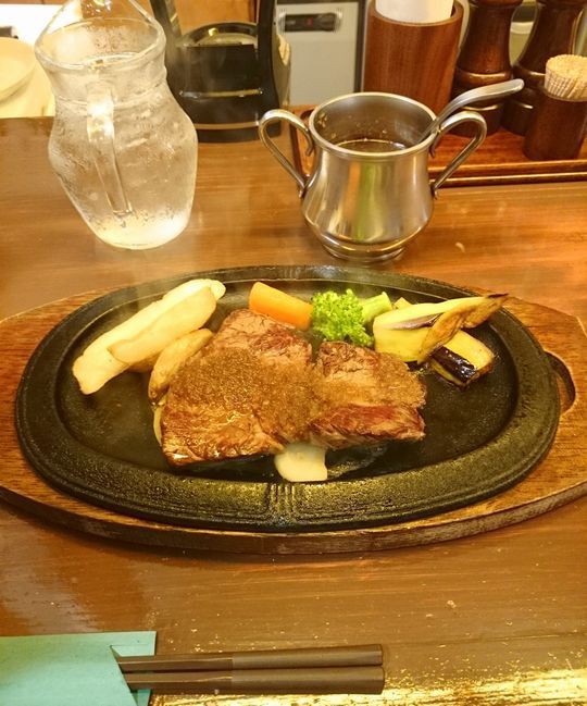 スタミナつけよう肉食べよう4 ステーキハウス アウグスタ 宇都宮市 1000円グルメの旅 Powered By ライブドアブログ