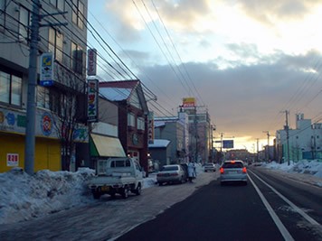 東室蘭から鷲別駅の通り 室蘭近郊の情報blog