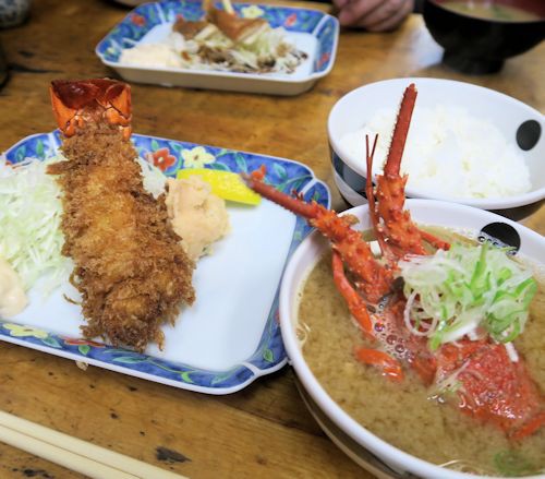 念願の伊勢海老フライ 小田保 築地場内 自己ベスト更新中