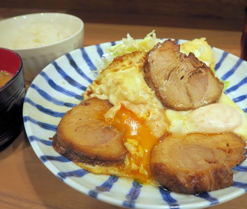 やはりチャーシューエッグ 小田保 豊洲市場 自己ベスト更新中
