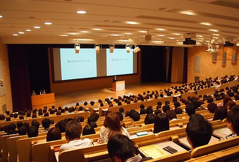 新入生オリエンテーション開催 日本工学院専門学校 蒲田校 学校長ブログ 日本工学院専門学校 日本工学院八王子専門学校