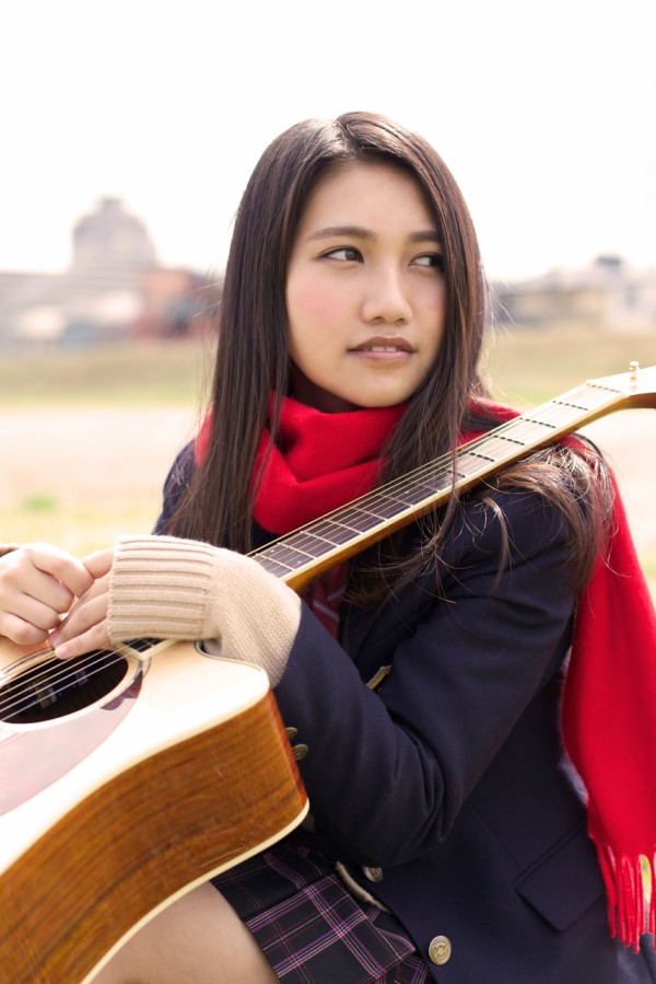 女子高生の間で話題沸騰中 井上苑子さん来校します ミュージックアーティスト科 女子高生の間で話題沸騰中 井上苑子さん来校します ミュージックアーティスト科