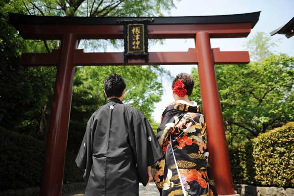 根津神社 結婚式 なでしこスタイルの結婚式白無垢着付けとブライダルヘアメイク 神社結婚式 レストランウエディング出張着付けとヘアメイク