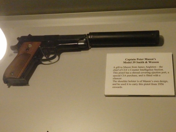 Combined Military Services Museum】その２：特殊部隊とスパイのロマンに浸りジェームズ・ボンドのモデルと出会う！？ :  渚の！！英国・マレーシア奮闘記