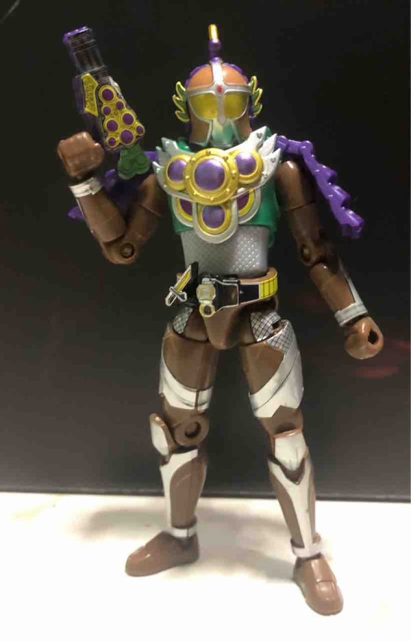 プレバン限定、装動CHRONICLE仮面ライダー鎧武アーマードライダー