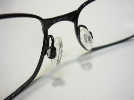 OAKLEY BLENDER 6B（ブレンダ― 6B） : サングラスとメガネのプロ