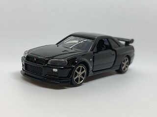 全部ドアが開くギフトセット GT－Rから : おもちゃ雑記帖