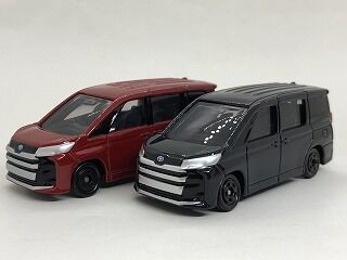 23年６月トミカ新車 トヨタノア、エルフ標識車 : おもちゃ雑記帖【静岡版】