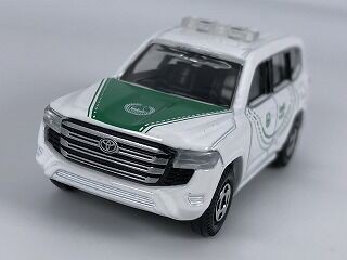 実車があると雰囲気が違う ドバイ警察ランクル : おもちゃ雑記帖【静岡版】