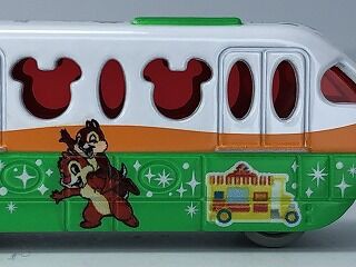 ディズニーの記念に リゾートライン組み立て工場 : おもちゃ雑記帖