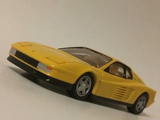 ◇ フェラーリ テスタロッサ ミニカー イエロー スーパーカー トミカ