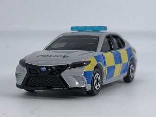 まさかのイオントミカ売り切れ イギリス警察カムリ : おもちゃ