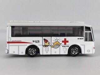 今までありそうでなかった？ 宝くじ号トミカ : おもちゃ雑記帖【静岡版】