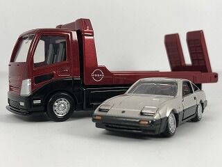 【新品未使用】B/Oトミカ カートランスポーター 日本製 品番1 tomicaトランスポーター 日産 フェアレディZ 300ZX ツインターボ ミニカー