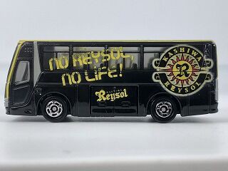 トミカ 柏レイソル チームバス TT-KRTB001-NS_add5.jpg