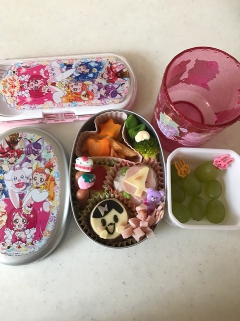 4歳誕生日 ケーキ お弁当 しゃべくり073