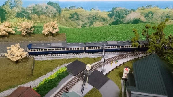 TOMIX 113系1500番台 横須賀色 : なみとの風