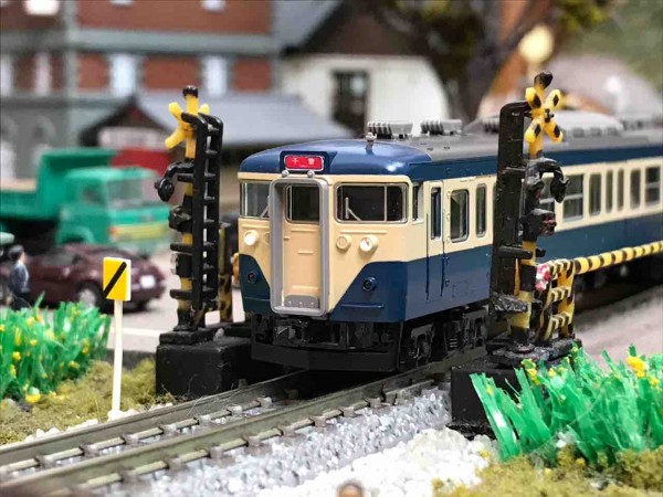 TOMIX 113系1500番台 横須賀色 : なみとの風