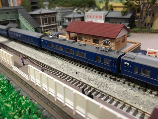 KATO 24系25形 寝台特急「瀬戸」 : なみとの風