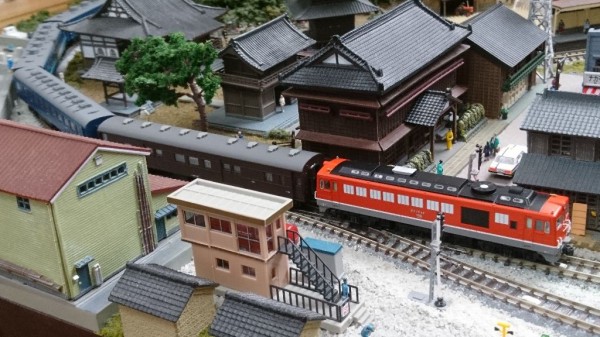 KATO 10系 寝台急行「日南3号」 : なみとの風