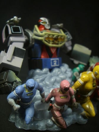 美品レンジャーズストライク バルイーグル ギンガレッド 究極大獣神 マジレッド 巨大化に赤信号～レンジャーストライクソリッド vol.1～ : なななな、