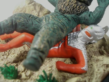 ウルトラパノラマファイト 1　未開封　全5種　未開封　フルコンプ Amazon | 怪獣大決闘 ウルトラパノラマファイト ラゴンvsザラブ星人