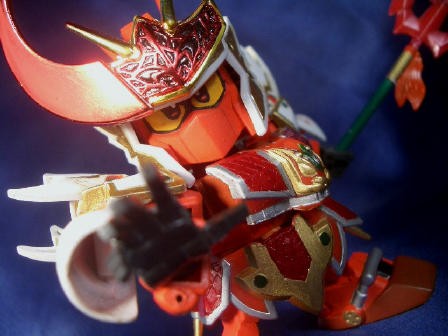 火龍の鱗～BB戦士 改造 赤龍ガンダム～ : なななな、