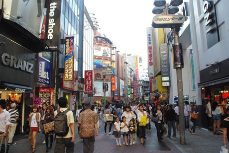 渋谷センター街が バスケ通り に改名 ナナシ的エンタメすたいるｎｅｔプラス