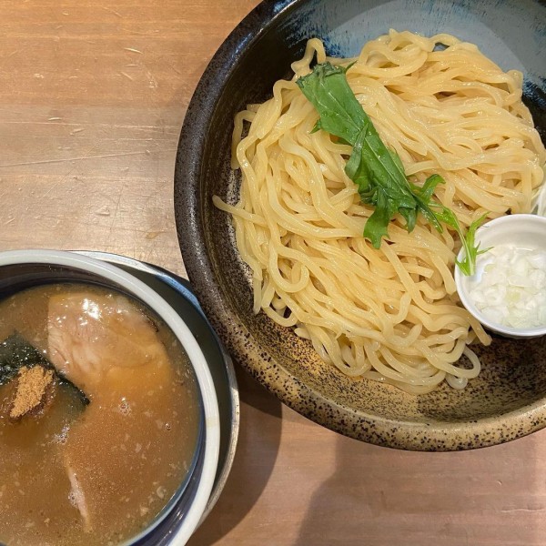 ツヤツヤ麺を気持ちよく啜る 福島にある つけ麺 みさわ本店 でつけ麺をお店オリジナルの食べ方で賞味 福島区福島 大阪つーしん 大阪市の地域情報サイト