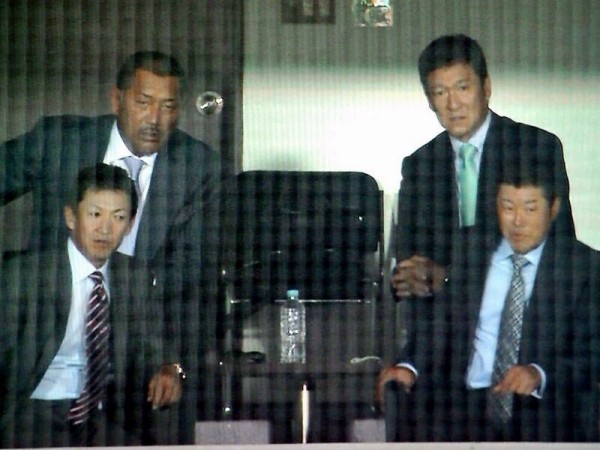 画像 彡 ﾟ ﾟ 野球関係者はなんでヤクザみたいな格好するんや なんじぇいスタジアム なんjまとめ