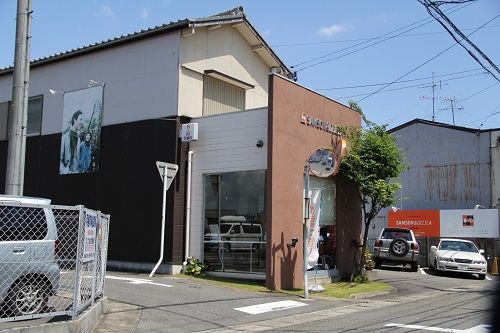 愛知 おしゃれ床屋ピラミッドゆり子の周辺は床屋激戦区 軟体レポート