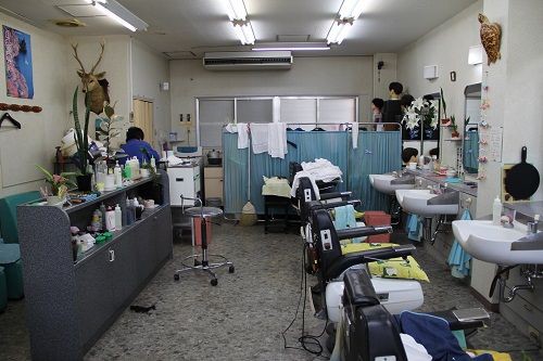 愛知 おしゃれ床屋ピラミッドゆり子の周辺は床屋激戦区 軟体レポート