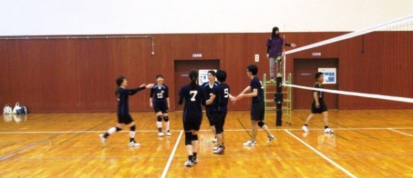 ricaの全国vb観戦記vol 88 第2回kyoto mix games comrades vs a77 ほか 京都 南丹市バレーボール協会 最後に必ず正義は勝つ