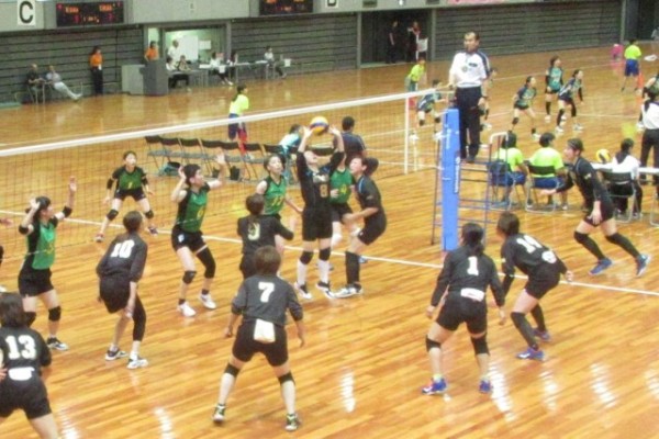 ricaの全国vb観戦記vol 187 2019年度全日本9人制クラブカップ女子選手権大会 日新電機 vs キャッツ 京都 南丹市バレーボール協会 最後に必ず正義は勝つ