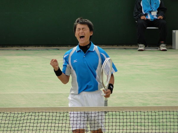 MIZUNO ソフトテニス ラケットバッグ(小林幸司選手サイン入り) MIZUNO ソフトテニス ラケットバッグ(小林幸司選手サイン入り)